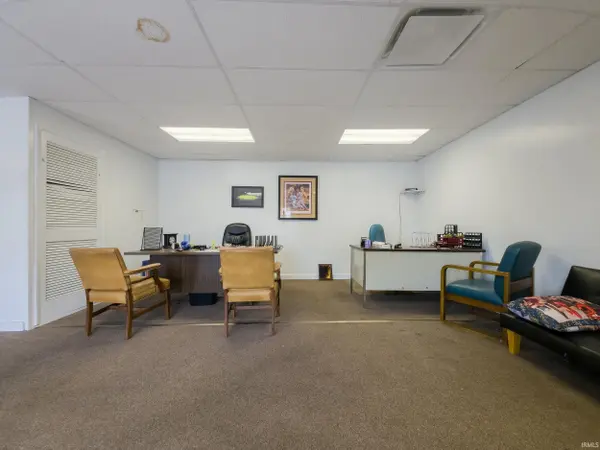 501 N Walnut ST, Mount Carmel, IL 62863