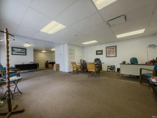 501 N Walnut ST, Mount Carmel, IL 62863