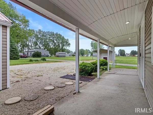 108 Belgian LN, Bryant, IN 47326