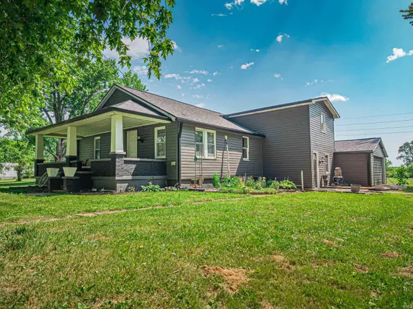 205 S Mariah ST, Winslow, IN 47598