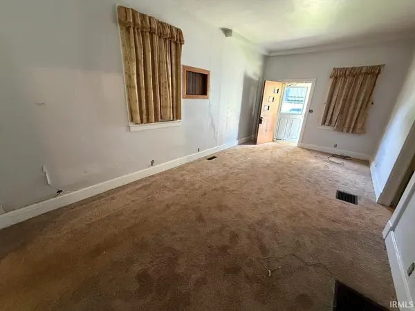 923 W Louisiana ST, Evansville, IN 47710