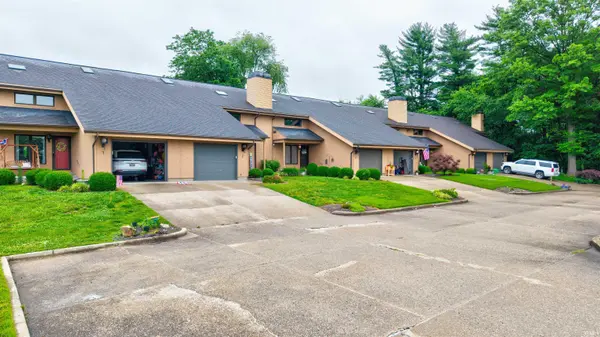 3 Circle Pine DR, Jasper, IN 47546