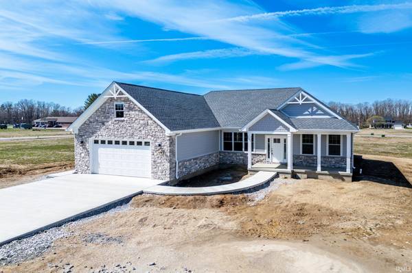 28 Fountain DR, Covington, IN 47932