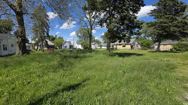 1809 W 7th ST, Muncie, IN 47302