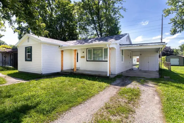 1128 E 2nd ST, Mount Vernon, IN 47620