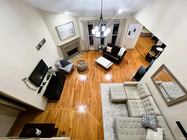 1606 Pine Top TRCE, Mishawaka, IN 46545-4048
