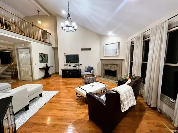 1606 Pine Top TRCE, Mishawaka, IN 46545-4048