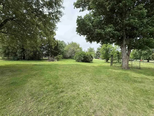 3703 E Main ST, Star City, IN 46985