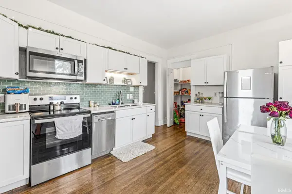 323 S 6th ST, Goshen, IN 46528