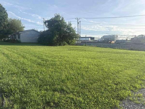 1815 WESTWOOD DR, Mount Vernon, IN 47620