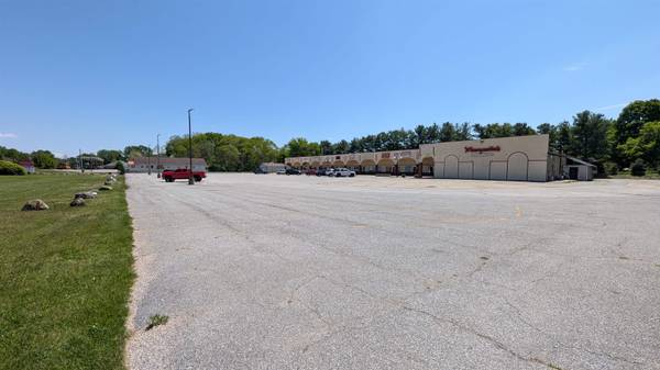 705 E County Road 6 RD, Elkhart, IN 46514