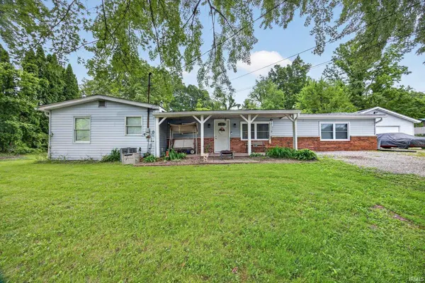 4013 E Boltinghouse RD, Bloomington, IN 47408