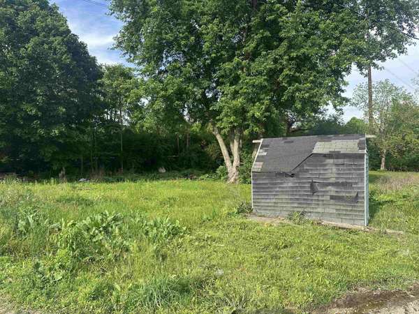 3825 Walnut ST, West Lafayette, IN 47906
