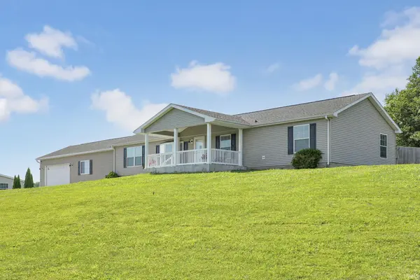 110 Brinegar DR, Springville, IN 47462