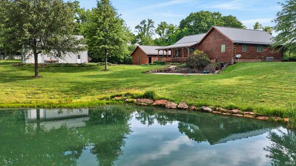 15597 Buck Knob LN, Loogootee, IN 47553-0000