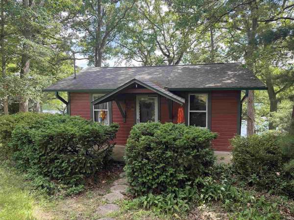 15251 12th RD, Plymouth, IN 46563