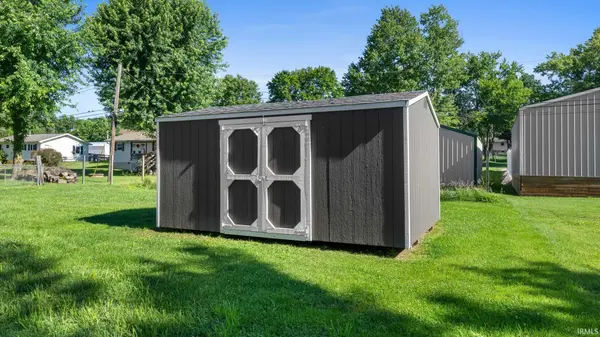462 W Wilson ST, Paoli, IN 47454