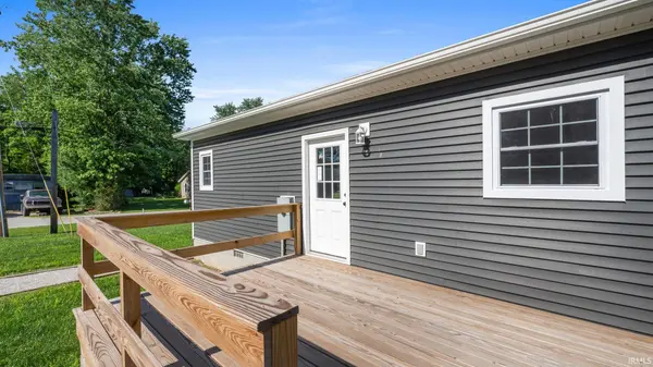 462 W Wilson ST, Paoli, IN 47454