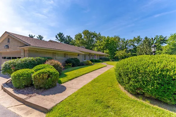 520 Scenic DR, Evansville, IN 47715