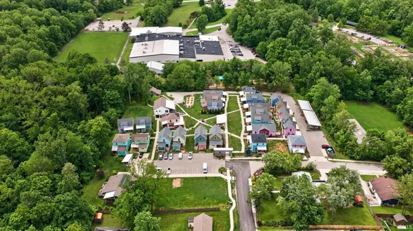 1305 E Short ST, Bloomington, IN 47401