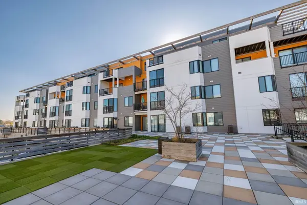 116 W Mishawaka AVE #204, Mishawaka, IN 46545