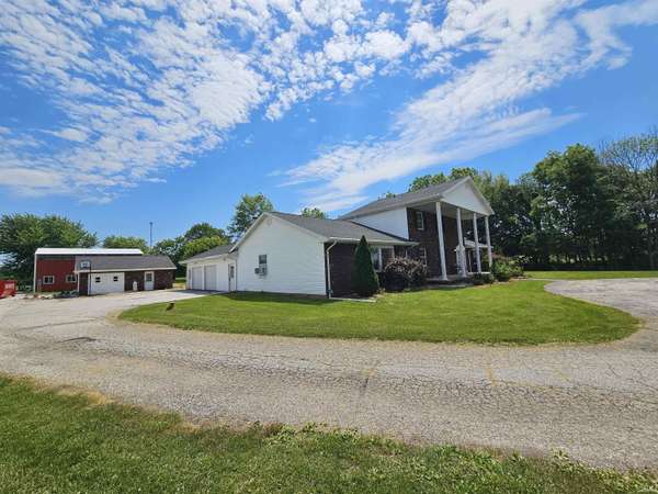 148 S Hickory Corner RD, Vincennes, IN 47591