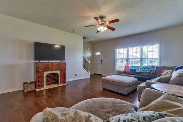 3630 Arbor Creek DR, Newburgh, IN 47630-7805