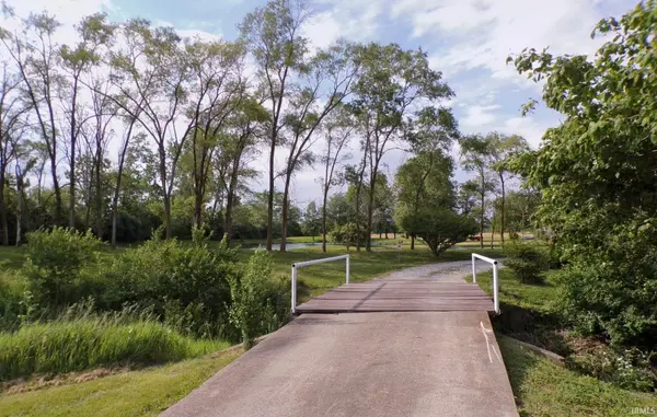 7215 E SR 18 RD, Montpelier, IN 47359