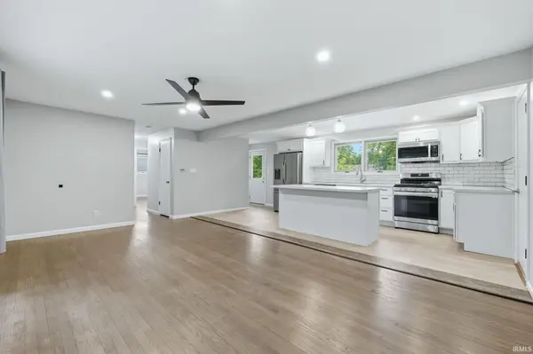 904 W 9th ST, Rochester, IN 46975