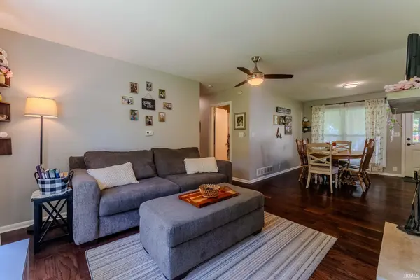 5304 Boy Scout RD, Indianapolis, IN 46226-1908
