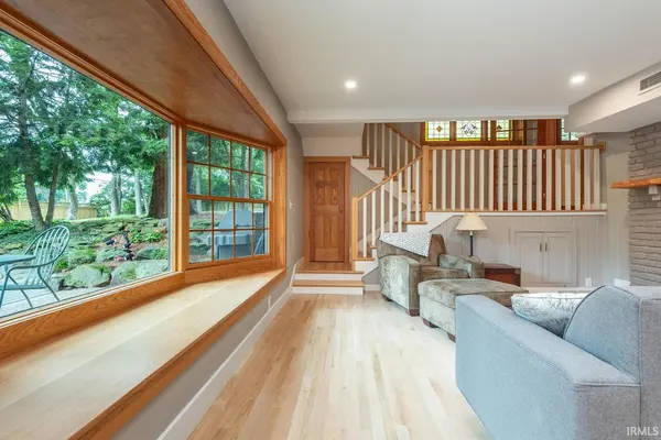 1016 E Maxwell LN, Bloomington, IN 47401