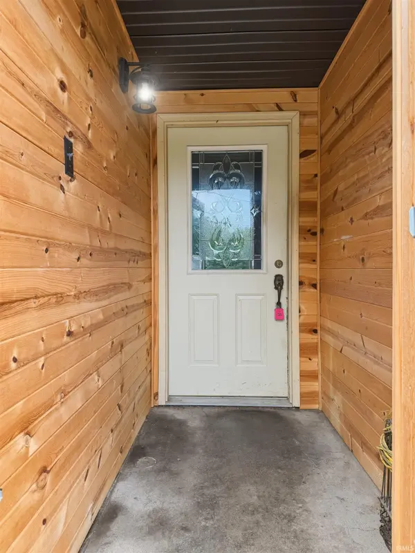 1251 W Jefferson ST, Frankfort, IN 46041