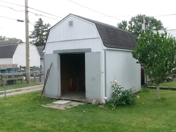 235 E 2ND ST, Peru, IN 46970