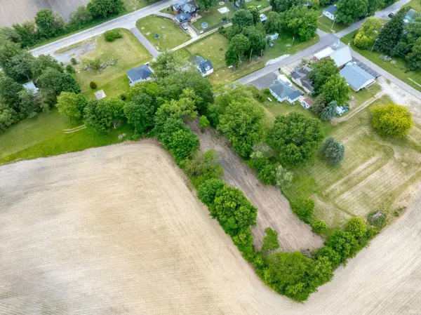 104 North ST, Sidney, IN 46562-8907