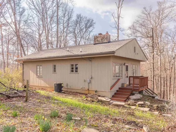 645 W Sylvan LN, Bloomington, IN 47404