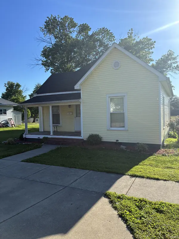 809 N Mason ST, Bicknell, IN 47512