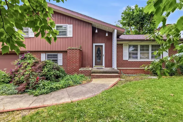 1925 W Thomas DR, Marion, IN 46952
