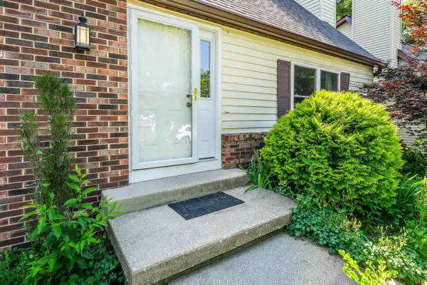 3842 S Laurel CT, Bloomington, IN 47401