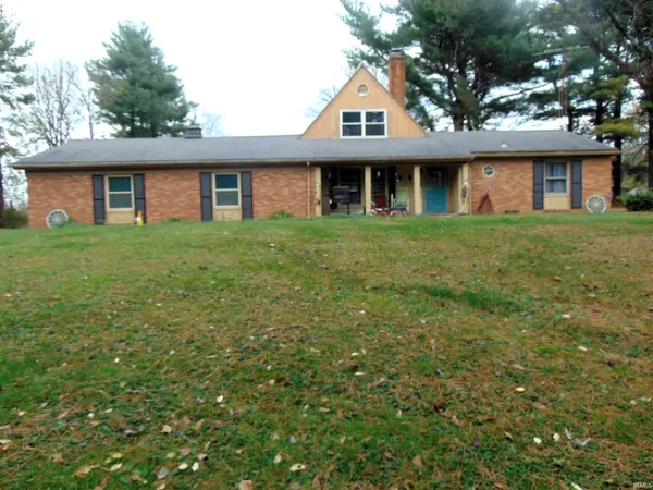 356 W Sandy Knoll LN, Petersburg, IN 47567