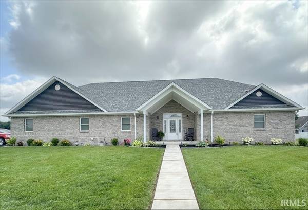 820 SILVER CHARM DR, Kokomo, IN 46901