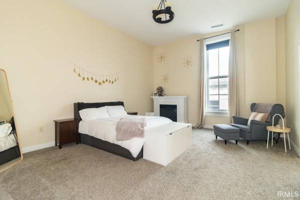 1406 Broad St #101 *** #101, New Castle, IN 47362-4253