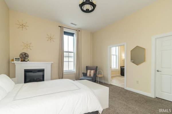 1406 Broad St #101 *** #101, New Castle, IN 47362-4253