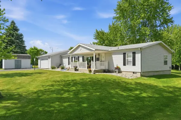 4990 S 900 E ***, Wolcottville, IN 46795