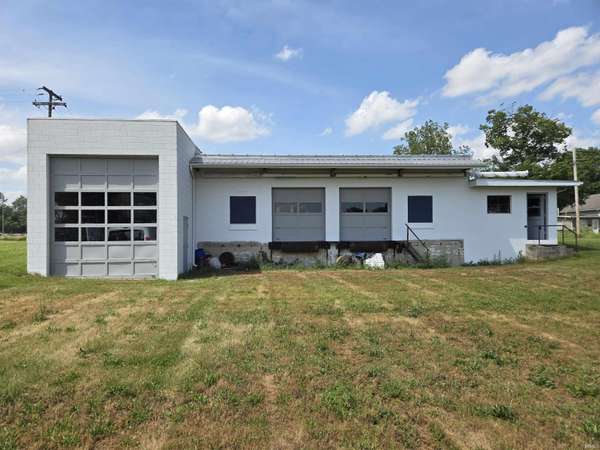 611 W 4th ST, North Manchester, IN 46962