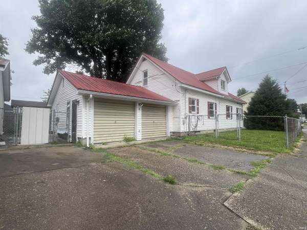 602 Maple ST, Lawrenceville, IL 62439