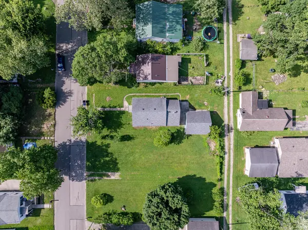 2104 S Biltmore Ave ***, Muncie, IN 47302