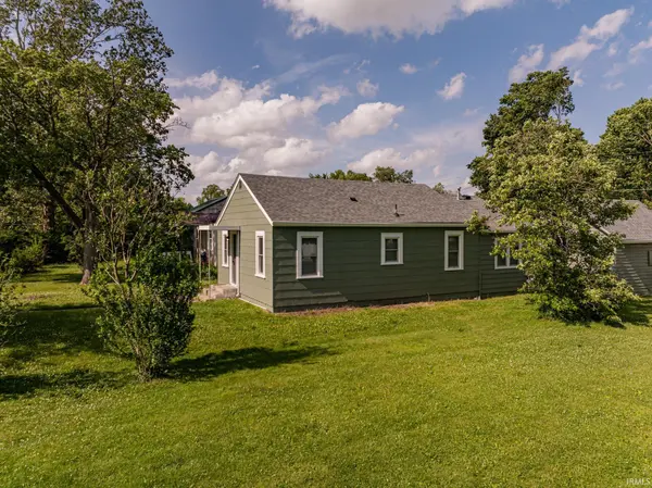 2104 S Biltmore Ave ***, Muncie, IN 47302
