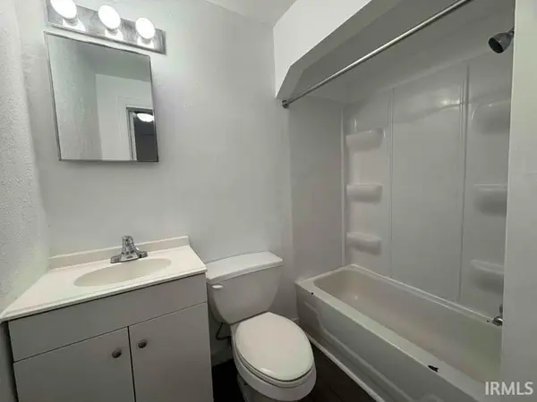 613 615 N Fulton AVE, Evansville, IN 47710