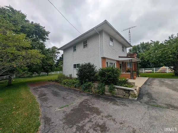 12689 E Burnett LN, Springville, IN 47462-6226