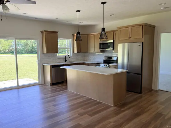 627 W 2nd ST, Fowler, IN 47944